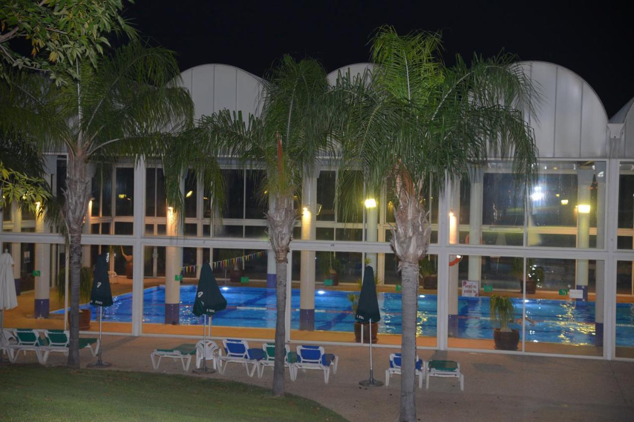 Liz Suite Caesarea Luaran gambar